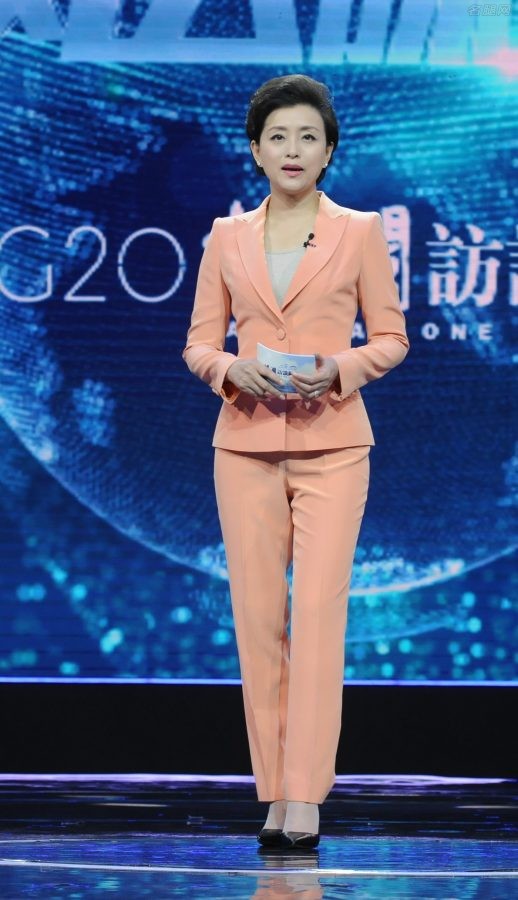 杨澜主持《风云际会—G20杨澜访谈录》西服裤里丝yyds(2/7)