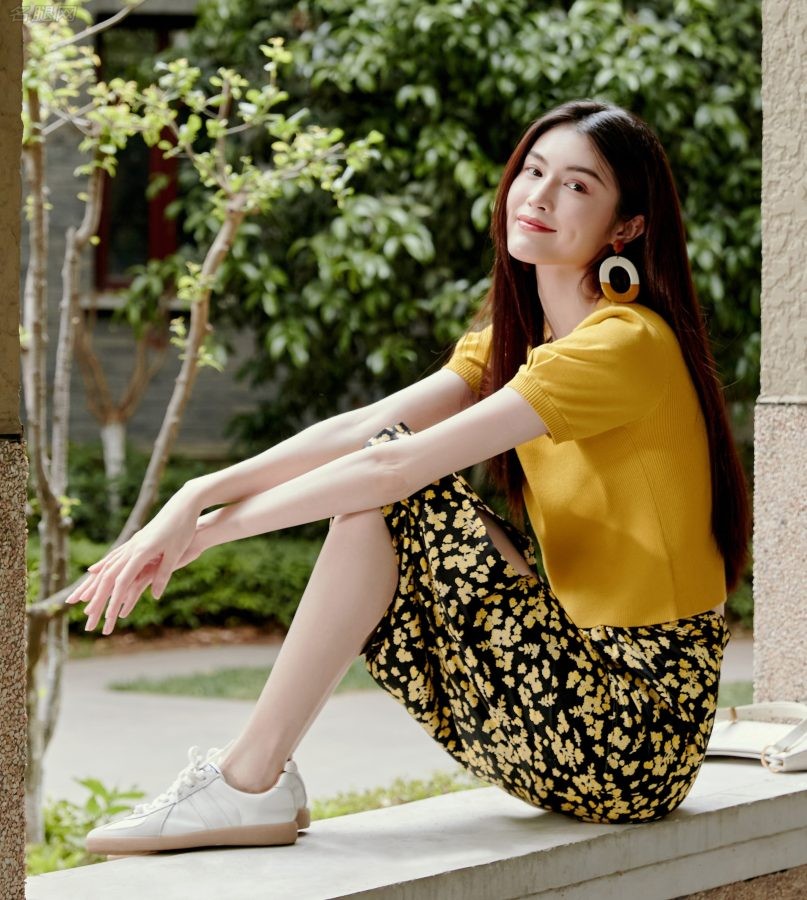 何穗清新奶油风户外美照(2/7)
