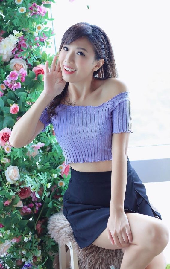 廖盈婷美腿高跟可爱靓图(5/5)
