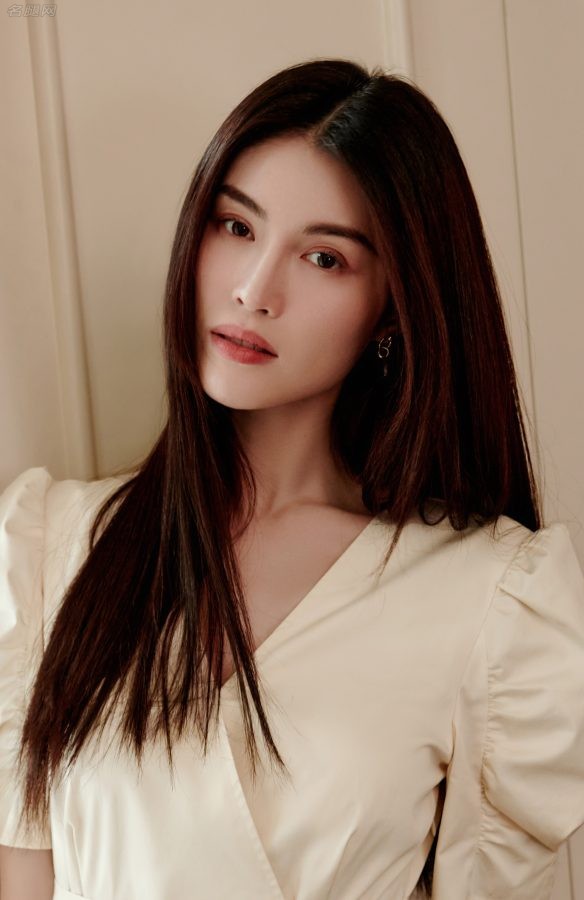 何穗清新奶油风户外美照(7/7)