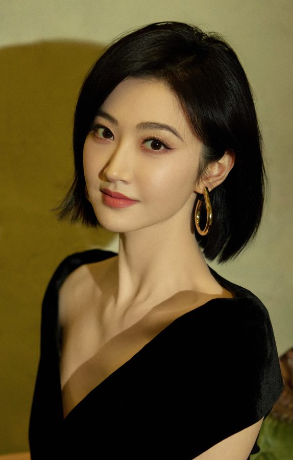 美女明星景甜皮裙下纤长笔直的玉腿(9/13)