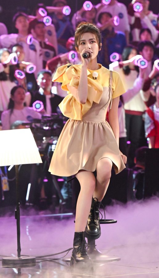 奔跑吧白鹿少女感玉腿可爱出击(2/6)