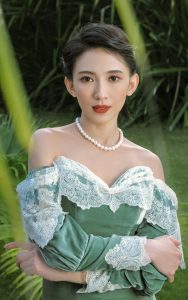 《mars星纪时尚》戴佩妮绝美照片