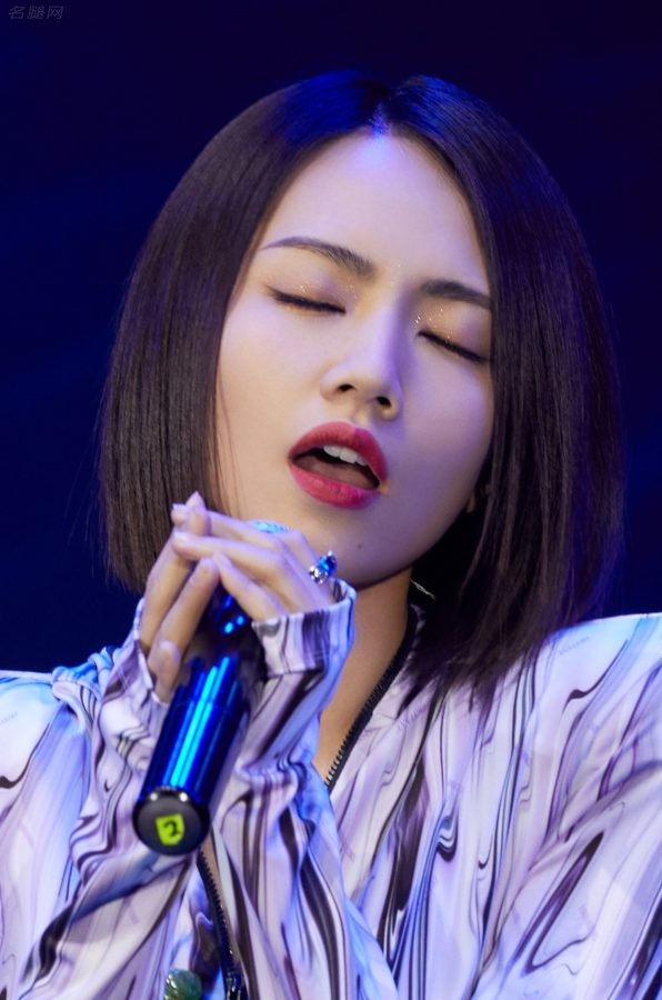 来一套刘惜君超欲写真，裙子上的拉链那是相当方便(10/10)