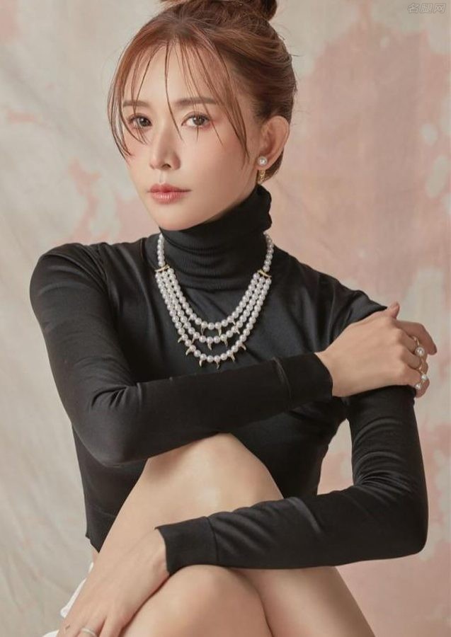 林志玲撩开裙摆这条美腿真实又长又直(3/3)