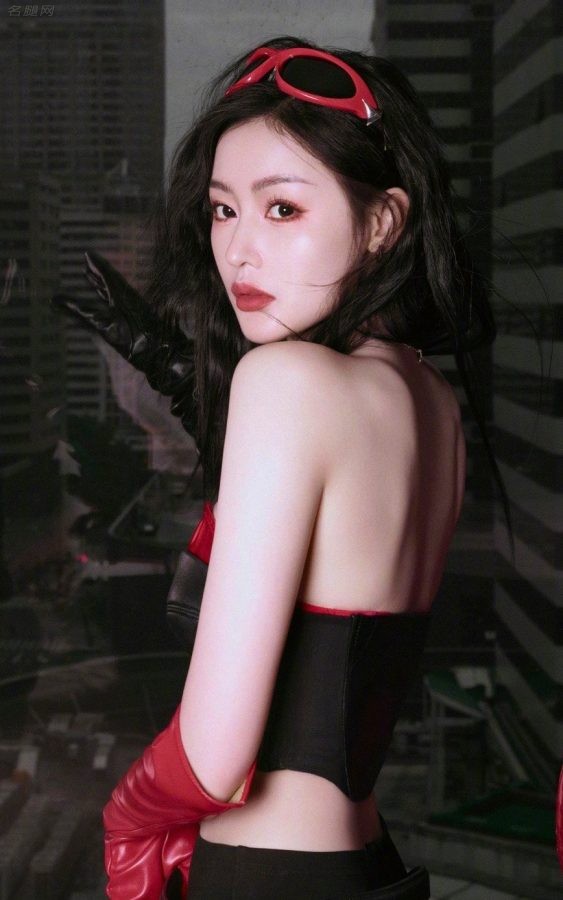张天爱美沟细腰长腿全身从上到下完美无瑕(7/8)