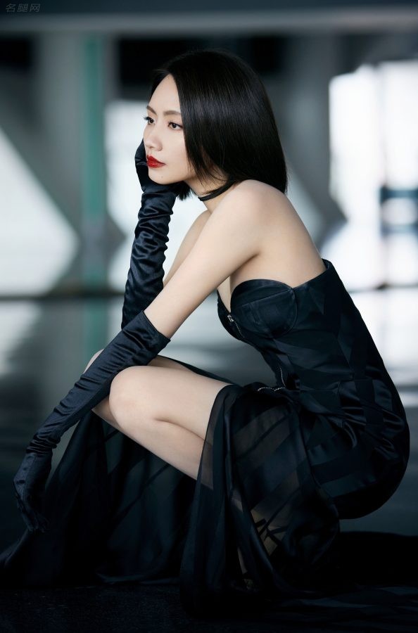 大风吹大风吹《天赐的声音》里刘惜君超赞低胸展现女星魅力(5/5)