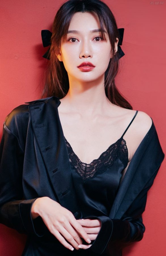 李斯羽大长腿真是走进了大家的心里(4/4)