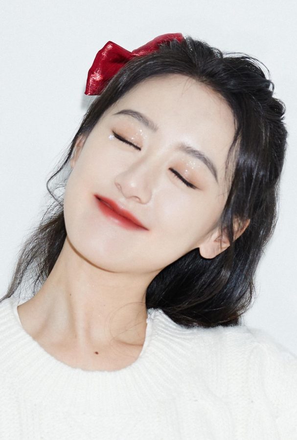 袁冰妍摆各种可爱pose美脸特写(8/8)