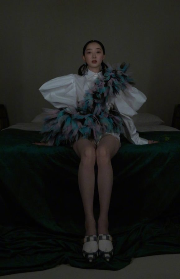 《红秀》杂志蒋梦婕长美腿写真(2/9)