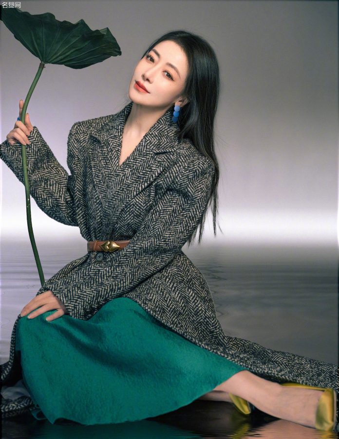 陈紫函莲叶氛围感中式气质大片(4/6)