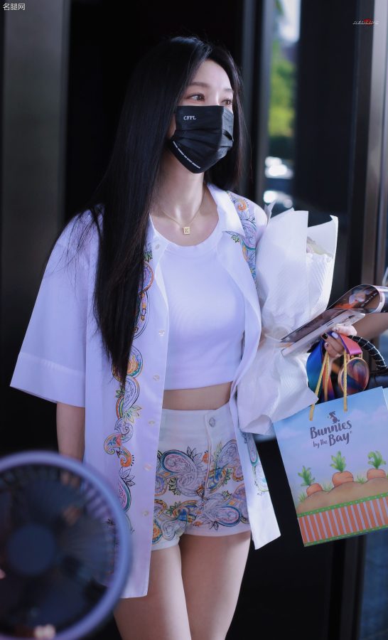 张俪裤子太短腿太长(3/9)