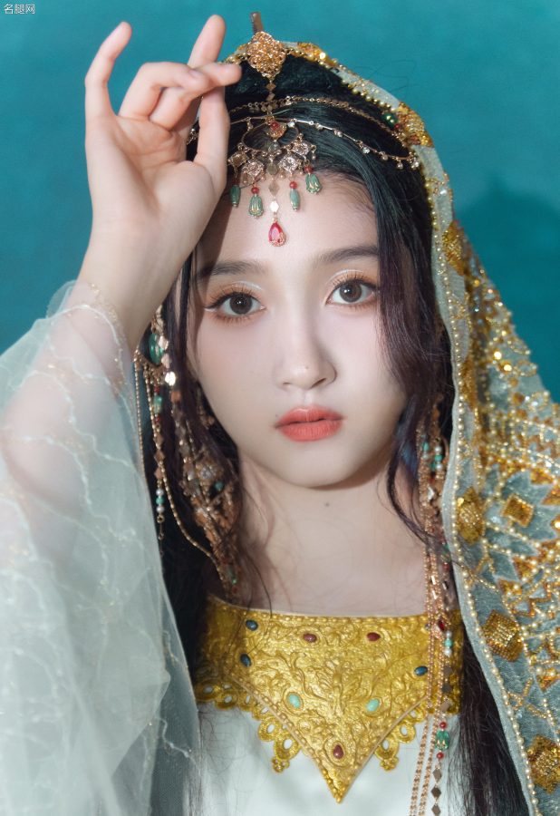 《王牌对王牌》关晓彤西域少女妆(4/5)