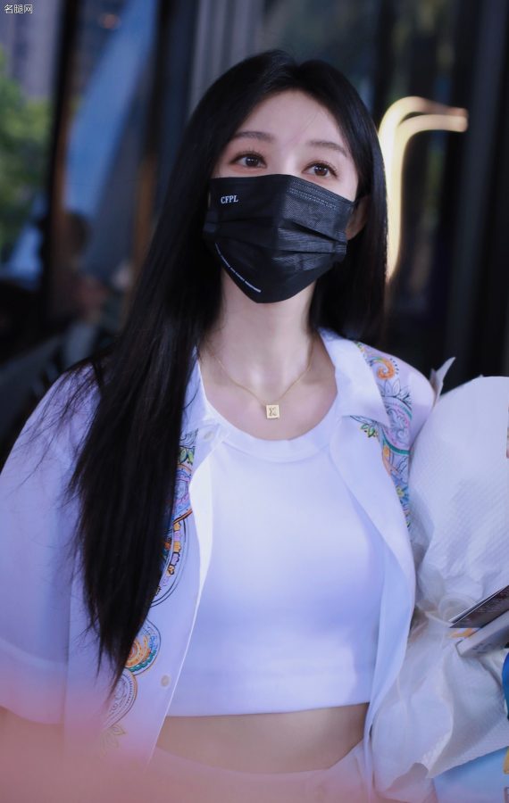 张俪裤子太短腿太长(8/9)
