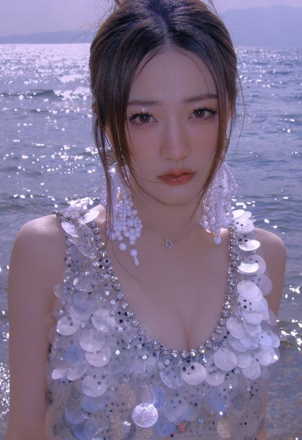 海边的人鱼公主徐璐光滑的玉腿和美足(10/11)
