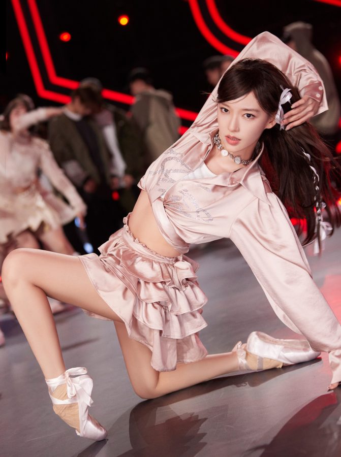 《了不起舞社》灵动芭蕾少女程潇美腿上线(9/12)