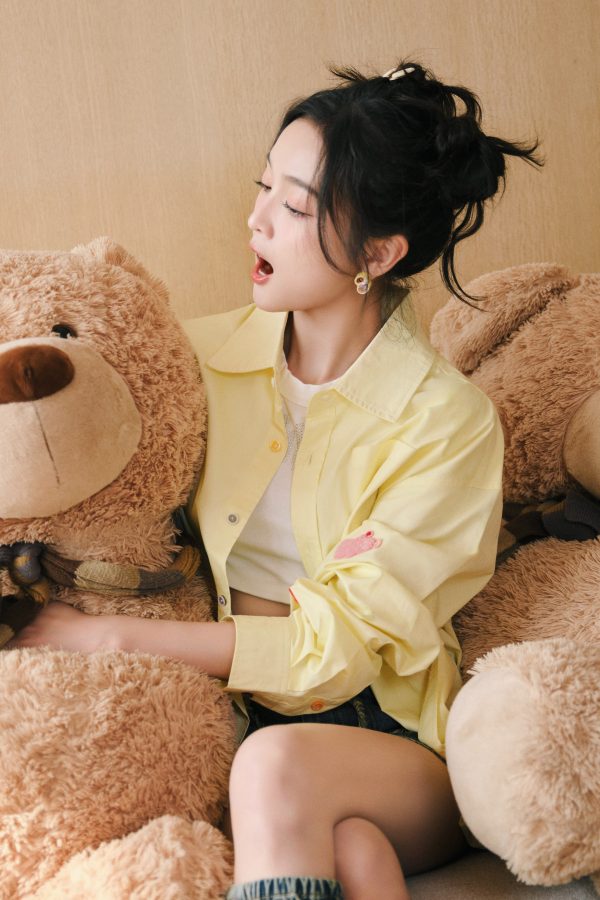 漂亮妹子吴宣仪穿的这条裤子专秀大腿(7/7)