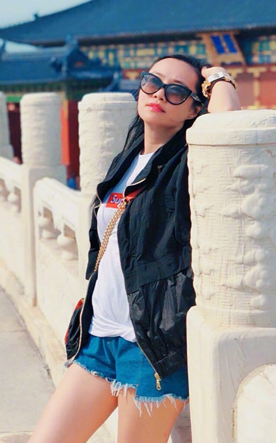 王曦梁美腿穿长靴在天坛拍照(3/7)