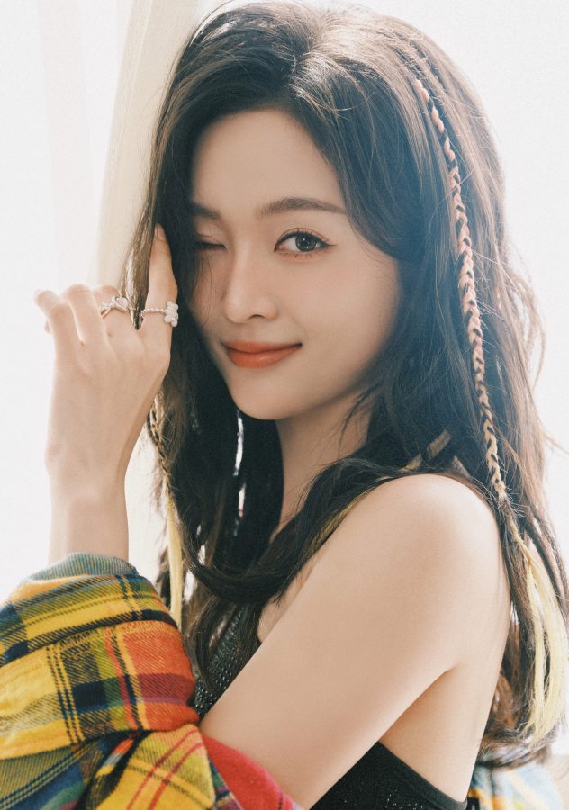 青春明媚的美少女吴宣仪纤长大腿(5/5)