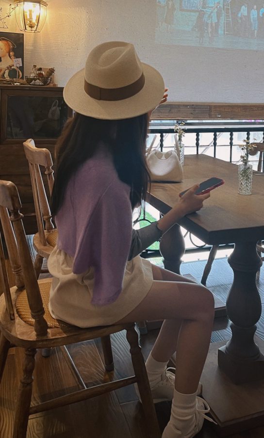 赵露思户外美腿生活图(3/3)