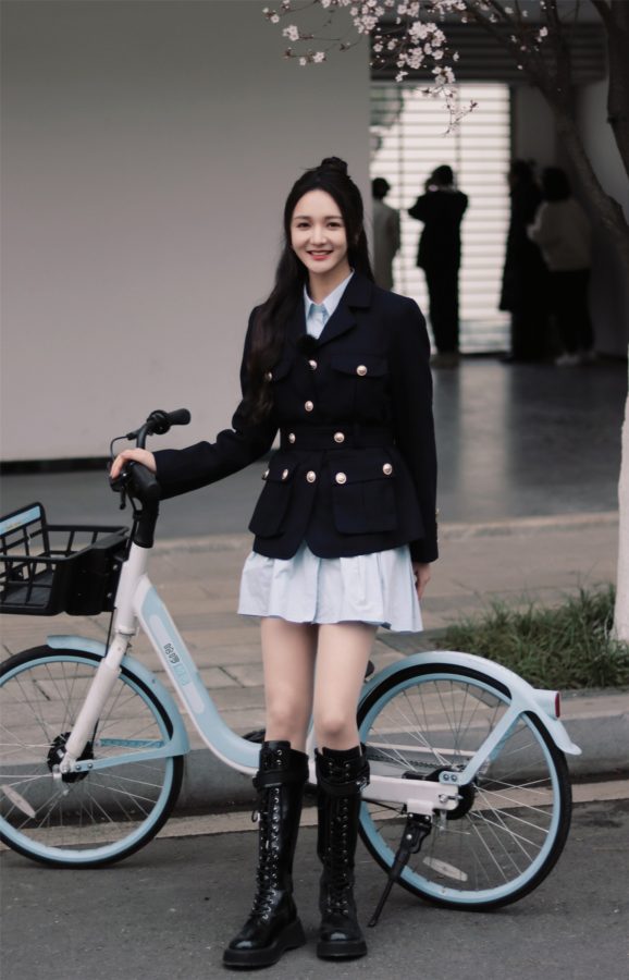 《运动者联盟》靳梦佳美腿穿长靴清纯靓丽(3/3)