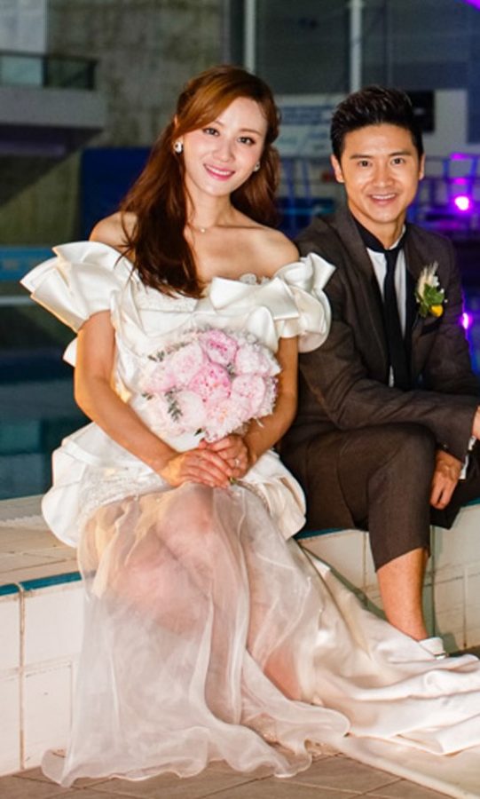 《时尚新娘》鲁豫为天亮叶一茜婚礼纪念仪式担当司仪(3/3)