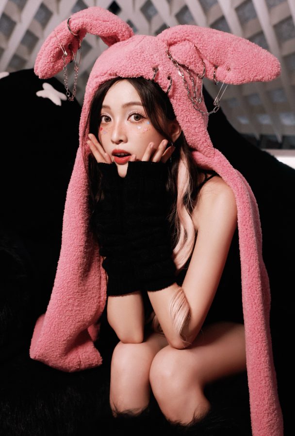 可爱小粉兔吴宣仪大腿美丽(6/9)