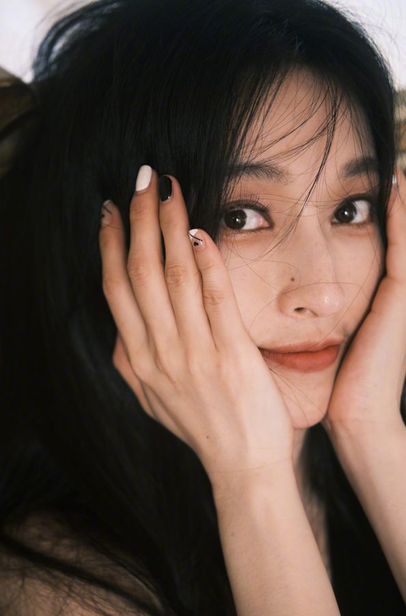 张俪今日运动系装扮长腿太美丽(3/4)