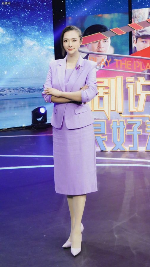 《剧说很好看》主持人王曦梁的丝袜高跟(4/8)
