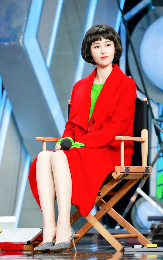 美女主持人梁田这小细腿可以的(4/4)
