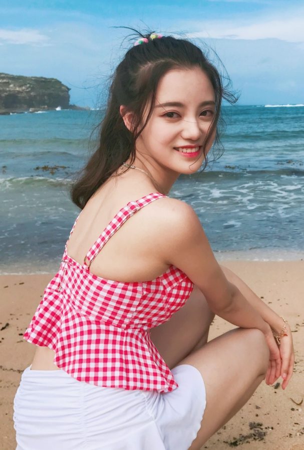 身材娇小的妹子孙珍妮海边泳衣外拍(3/5)