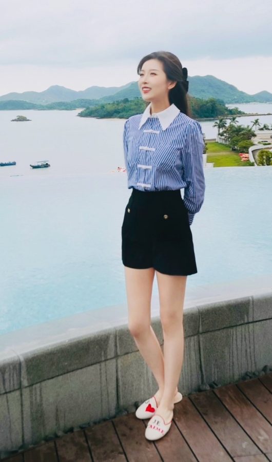 风景优美朱梓橦的腿更美(2/5)