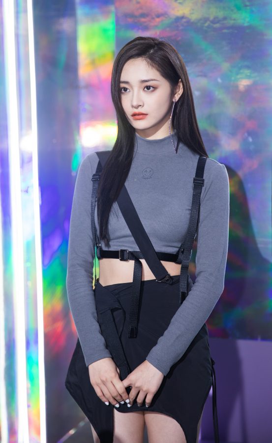 硬核少女周洁琼美腿短靴酷出发(3/3)