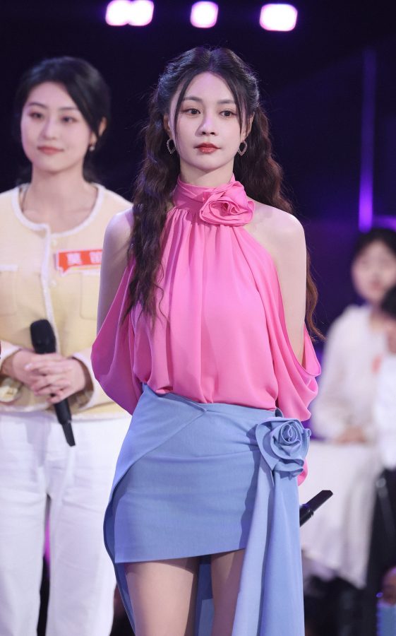 《我想和你唱》主持人沈梦辰美腿拉升收视率(4/4)