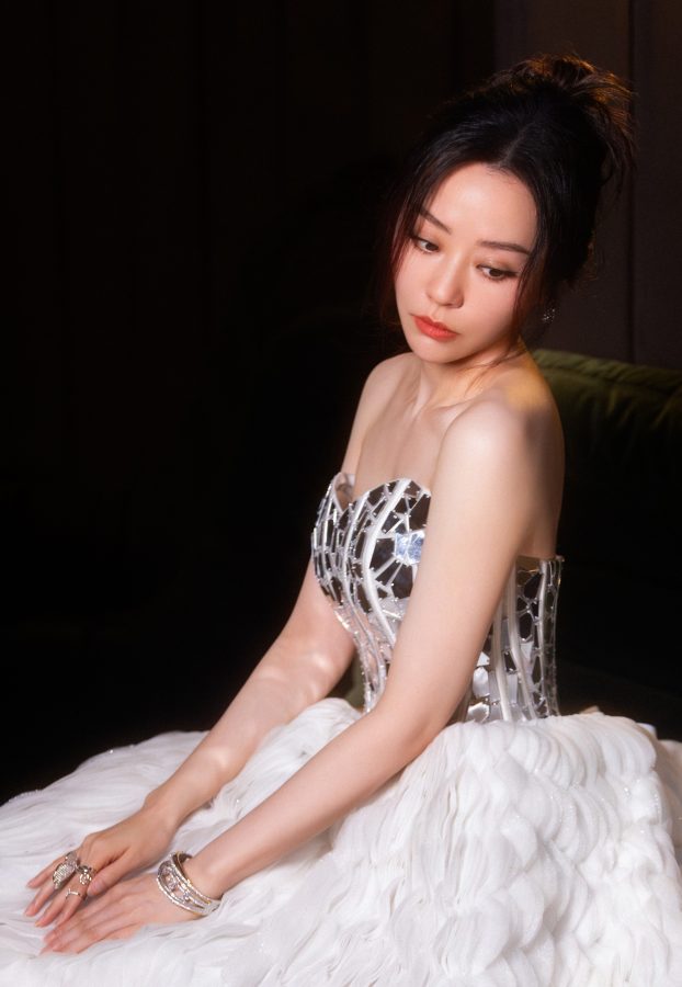 张靓颖穿低胸晚礼服高清美脸盯屏（第5张/共5张）