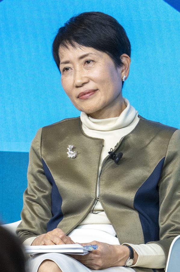 东京大学全球公共事务中心主任Naoko Ishii腿穿肉丝活动照(2/2)