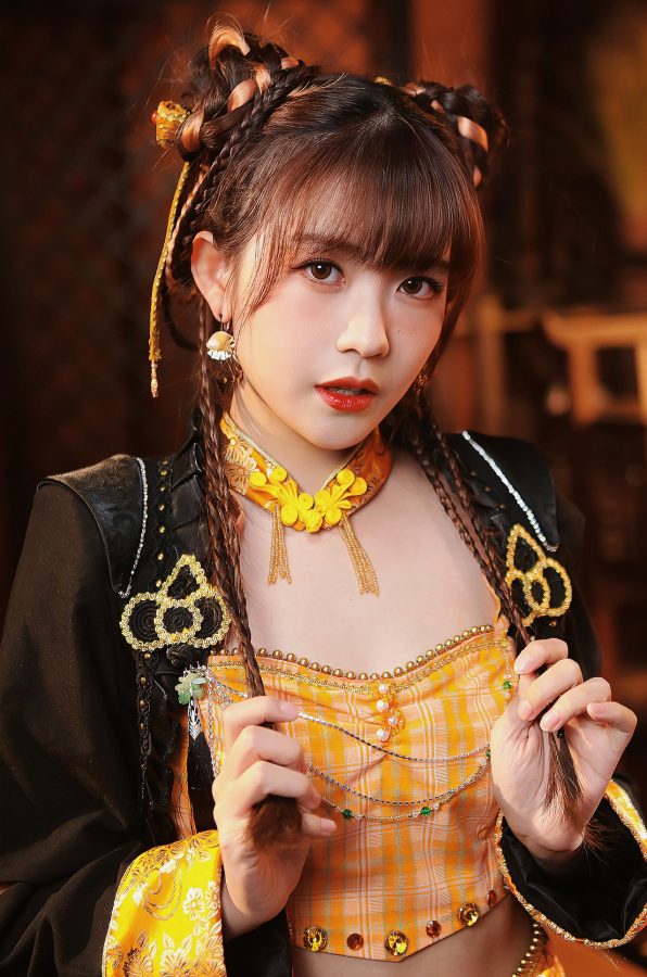 赖美云cos《王者荣耀》姬小满秀美腿(5/6)