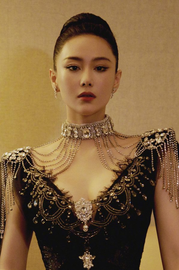 绝色佳人张馨予穿低胸晚礼服秀事业线(4/4)