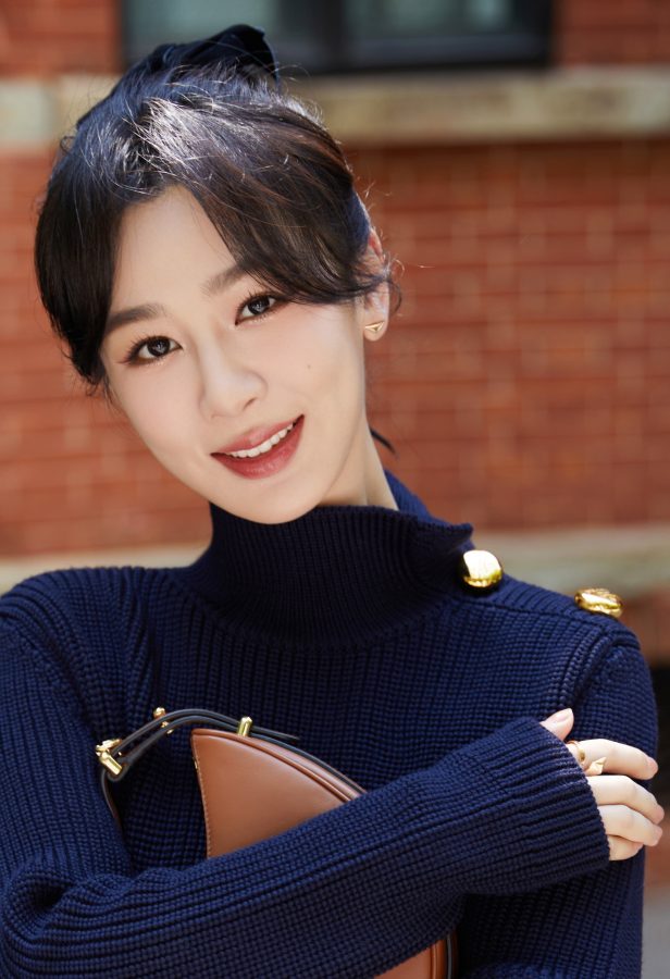 杨紫妹子校园风写真，腿穿短筒棉袜清纯唯美(6/6)