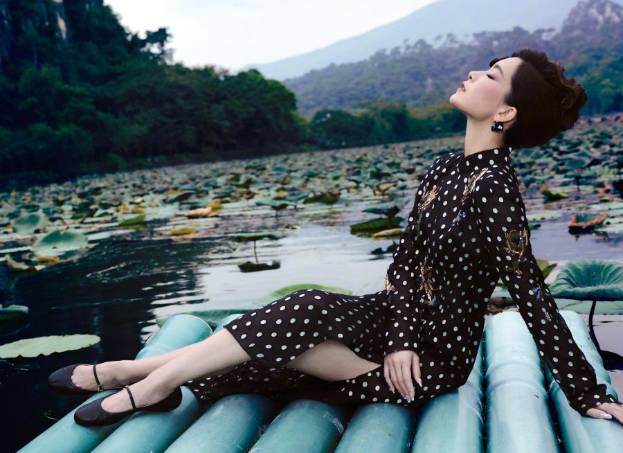 文咏珊穿开叉旗袍拍摄复古美人大片(3/4)
