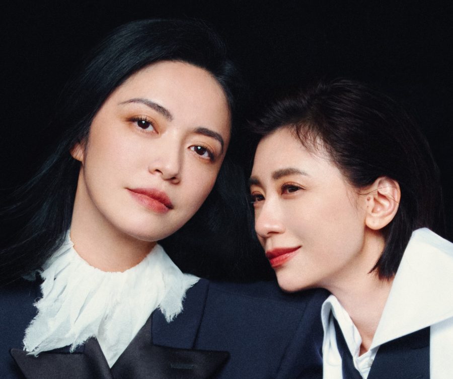 《GLASS》五月刊封面姚晨和贾静雯两位成熟女明星高跟美腿写真大片(2/5)