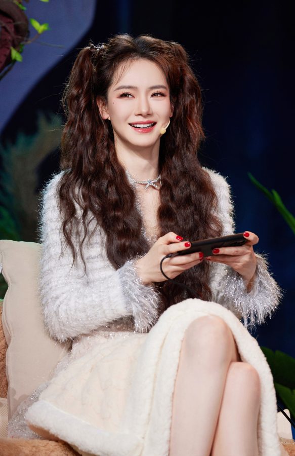 绝美长腿女神戚薇坐姿撩人(11/13)