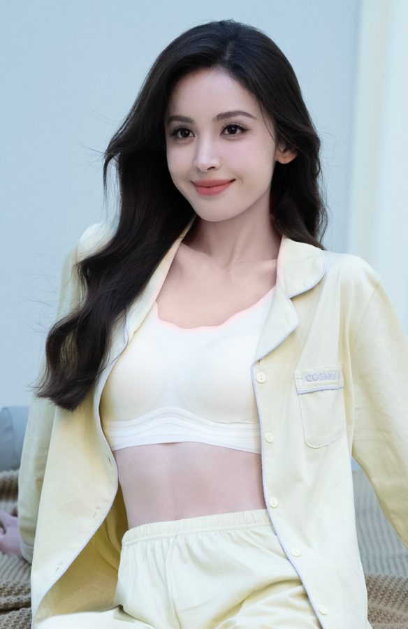 古力娜扎居家休闲风摄影图，不同的Bra换了又换(5/21)