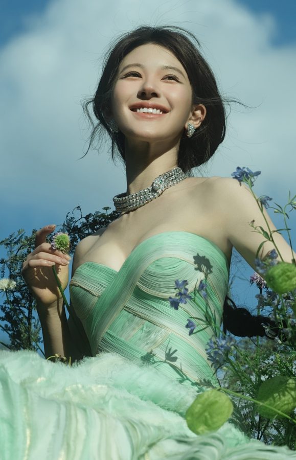 绿野仙踪赵露思穿低胸礼服自信露沟(2/7)