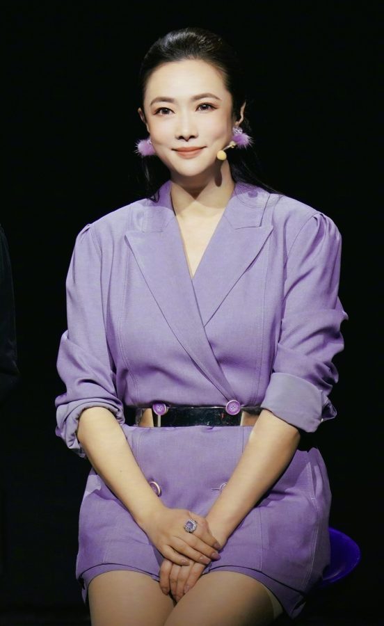 《剧说很好看》主要看点是主持人王曦梁高跟丝袜美腿(6/6)
