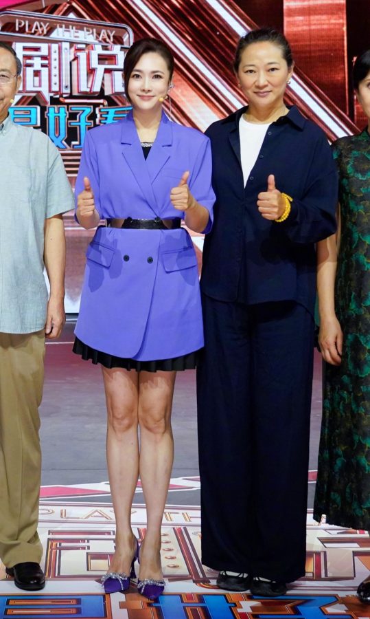 王曦梁主持节目现场不穿丝袜也精彩(3/5)
