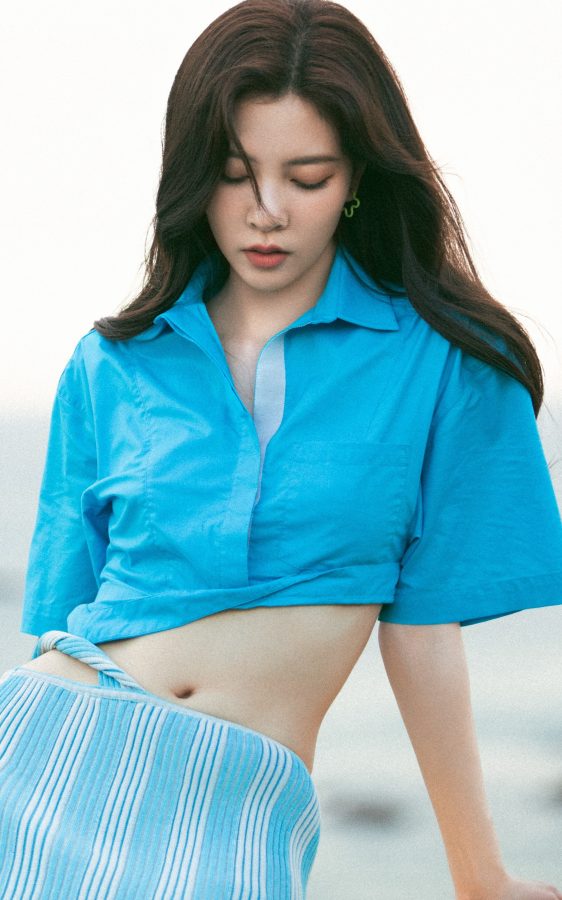海边的维纳斯女神宋妍霏细腰和美足都堪称完美(6/7)