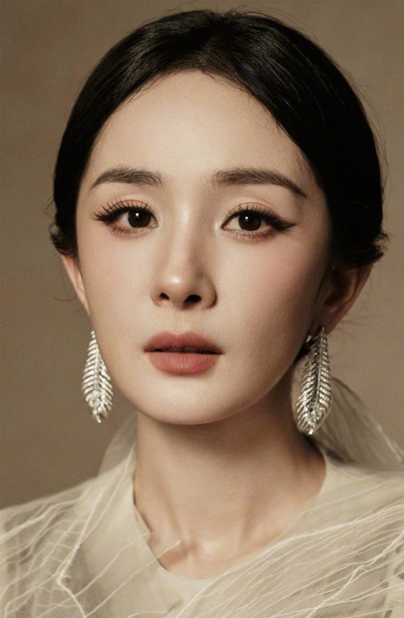 杨幂出席W年度光影盛典华贵装扮每一张都超美(9/13)