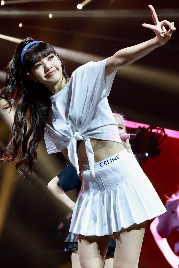 BLACKPINK表演舞台上LISA和Rosé朴彩英同台(4/5)